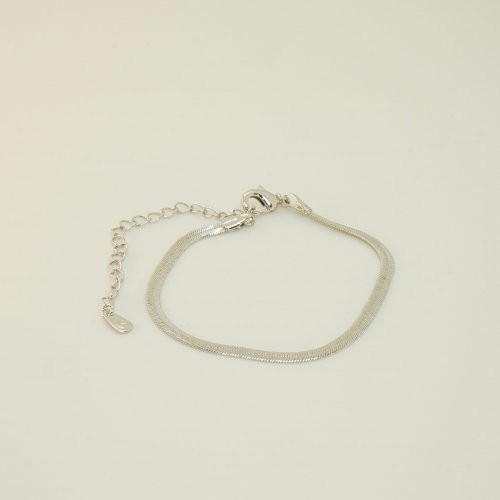 PULSERA LISA PLANA CON BAÑO DE RODIO