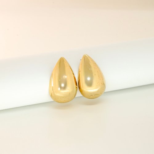 ARETES LISOS CON BAÑO DE ORO