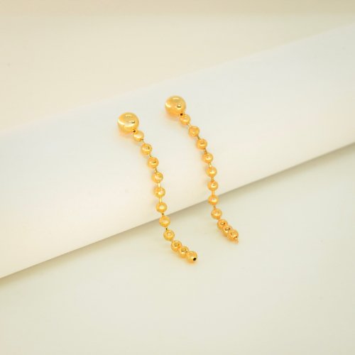 ARETES LISOS CON BAÑO DE ORO