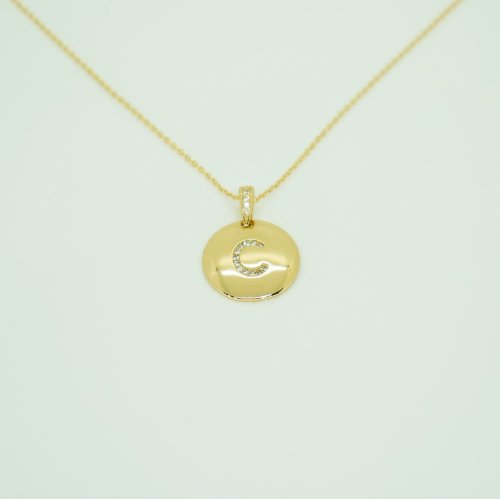 COLLAR LETRA LISO ZIRCONIA CON BAÑO DE ORO