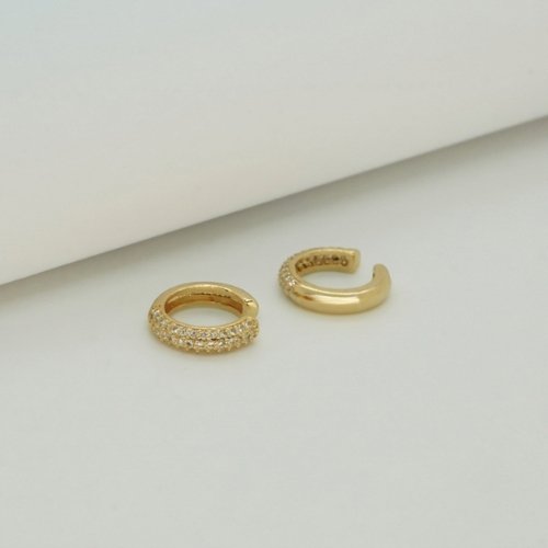 ARETES EAR CUFFS ZIRCONIAS CON BAÑO DE ORO
