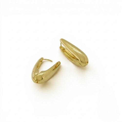 ARETES LISOS CON BAÑO DE ORO