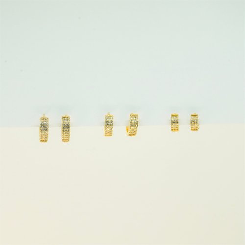 ARETES TRIO ZIRCONIA CON BAÑO DE ORO