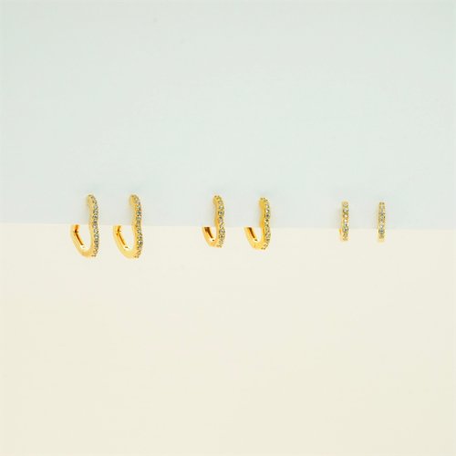 ARETES TRIO ZIRCONIA CON BAÑO DE ORO