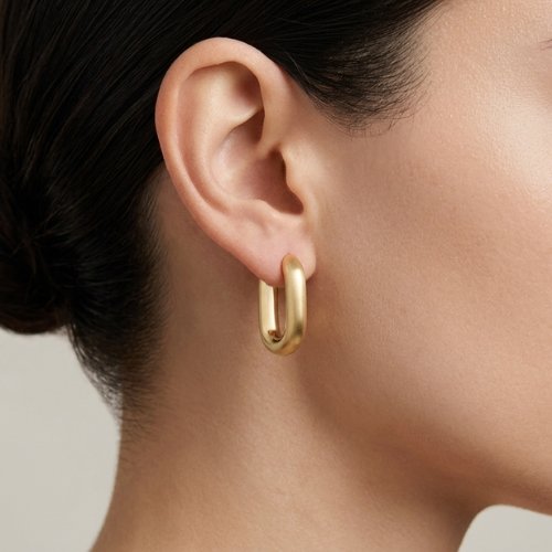 ARETES LISOS CON BAÑO DE ORO