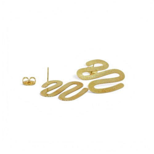 ARETES LISOS CON BAÑO DE ORO