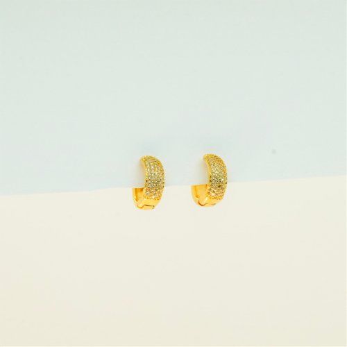 ARETES ZIRCONIAS CON BAÑO DE ORO