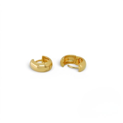 ARETES LISOS CON BAÑO DE ORO