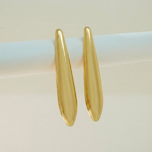 ARETES LISOS CON BAÑO DE ORO