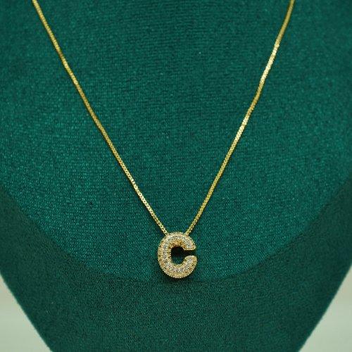COLLAR ZIRCONIA LETRA CON BAÑO DE ORO