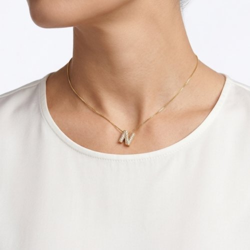 COLLAR LETRA ZIRCONIA CON BAÑO DE ORO