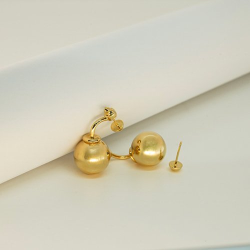 ARETES LISOS CON BAÑO DE ORO