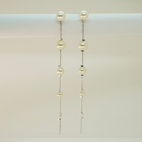 ARETES LARGOS BAÑO DE RODIO CON PERLAS