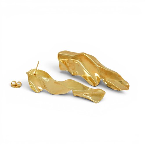 ARETES LISOS CON BAÑO DE ORO