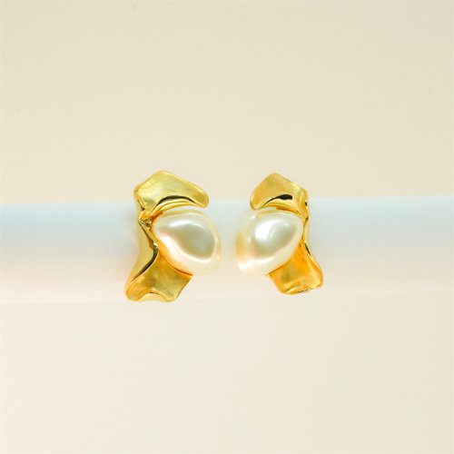 ARETES PERLA CON BAÑO DE ORO
