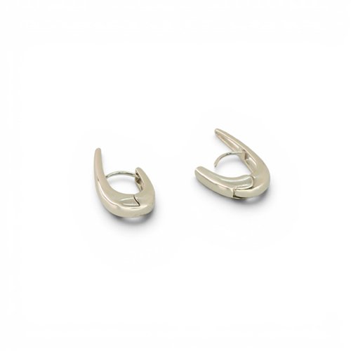 ARETES LISOS CON BAÑO DE RODIO