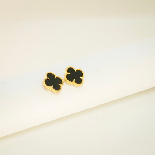 ARETES TRÉBOL CON BAÑO DE ORO