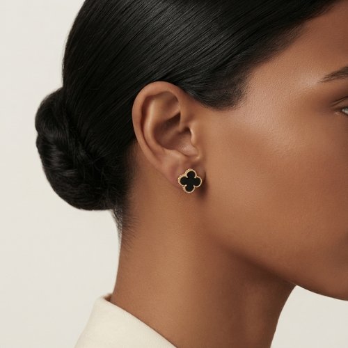 ARETES TRÉBOL CON BAÑO DE ORO