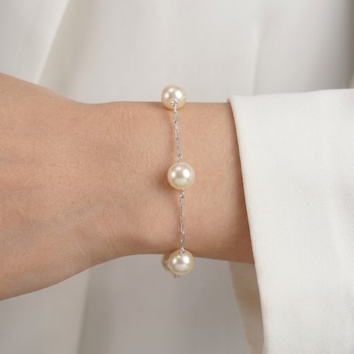 PULSERA PERLAS CON BAÑO DE RODIO