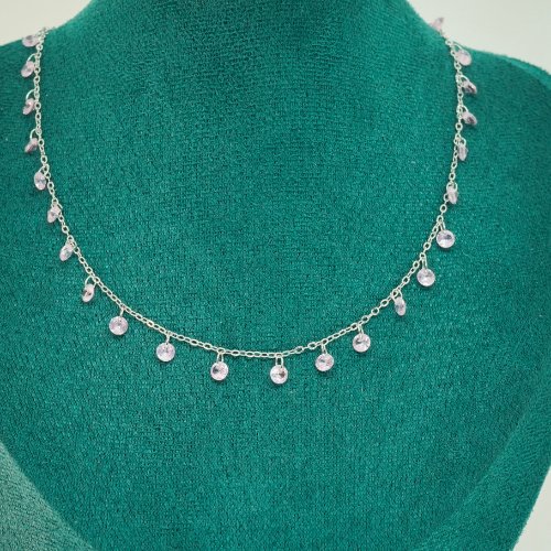 COLLAR CORTO CON BAÑO DE RODIO