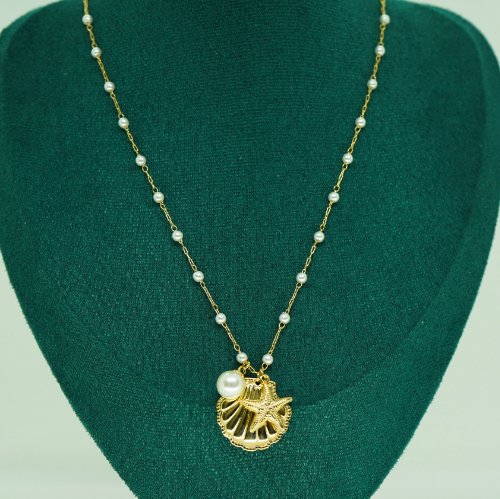 COLLAR PERLAS Y CONCHITA CON BAÑO DE ORO