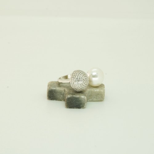 ANILLO PERLA Y ZIRCONIA
