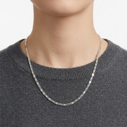 COLLAR CORTO PLANO CON BAÑO DE RODIO