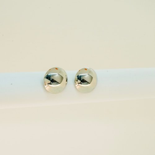 ARETES LISOS CON BAÑO DE RODIO