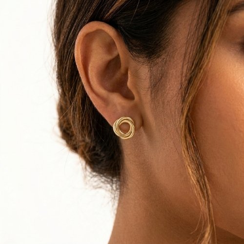 ARETES LISOS CON BAÑO DE ORO