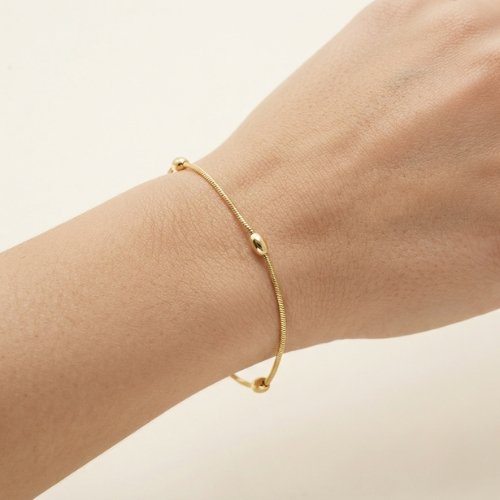 PULSERA LISA CON BAÑO DE ORO