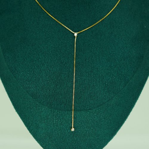 COLLAR LLARGO LISO ZIRCONIA CON BAÑO DE ORO
