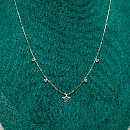COLLAR ZIRCONIAS CON BAÑO DE RODIO