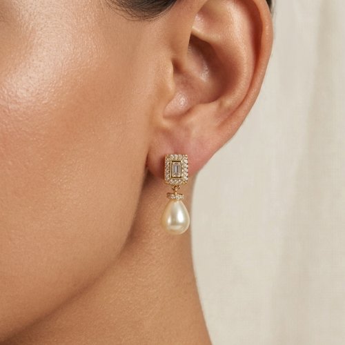 ARETES PERLA Y CRISTALES CON BAÑO DE ORO
