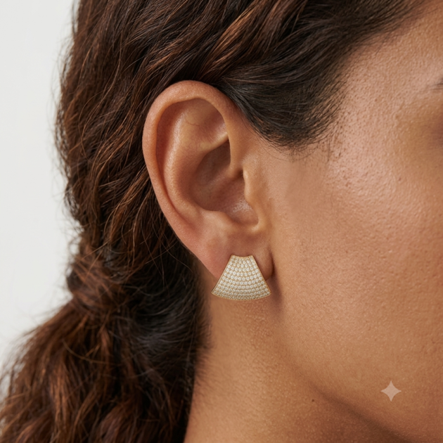 ARETES ZIRCONIAS CON BAÑO DE ORO
