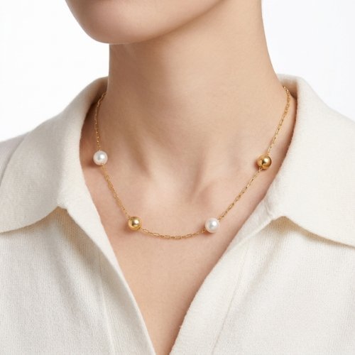 COLLAR BOLAS CON BAÑO DE ORO