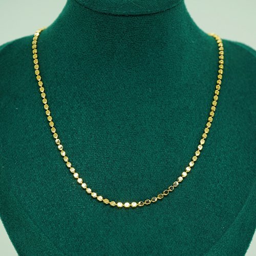 COLLAR CORTO LISO CON BAÑO DE ORO