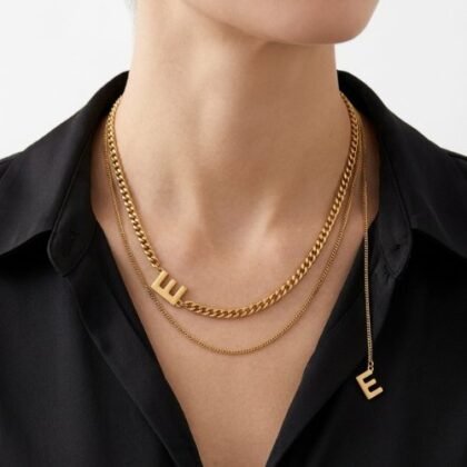 COLLAR DOBLE LETRA CON BAÑO DE ORO