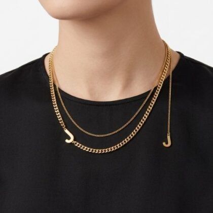COLLAR DOBLE LETRA CON BAÑO DE ORO