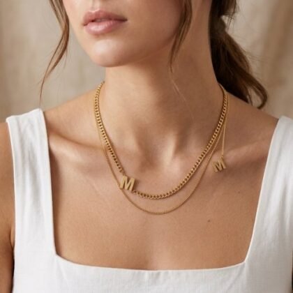 COLLAR DOBLE LETRA CON BAÑO DE ORO