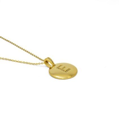COLLAR LETRA LISO ZIRCONIA CON BAÑO DE ORO
