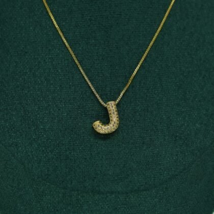 COLLAR LETRA ZIRCONIA CON BAÑO DE ORO